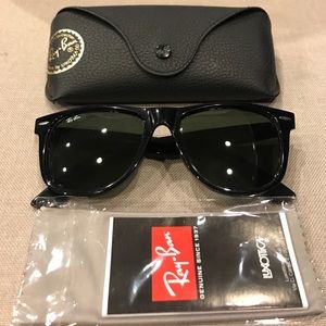 Black Ray-Ban Classic Oversized Wayfarer